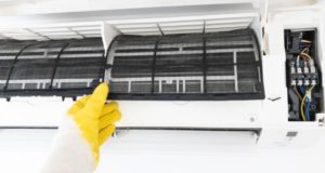 7 Common Indications that Shows AC Unit Needs a Tune-Up